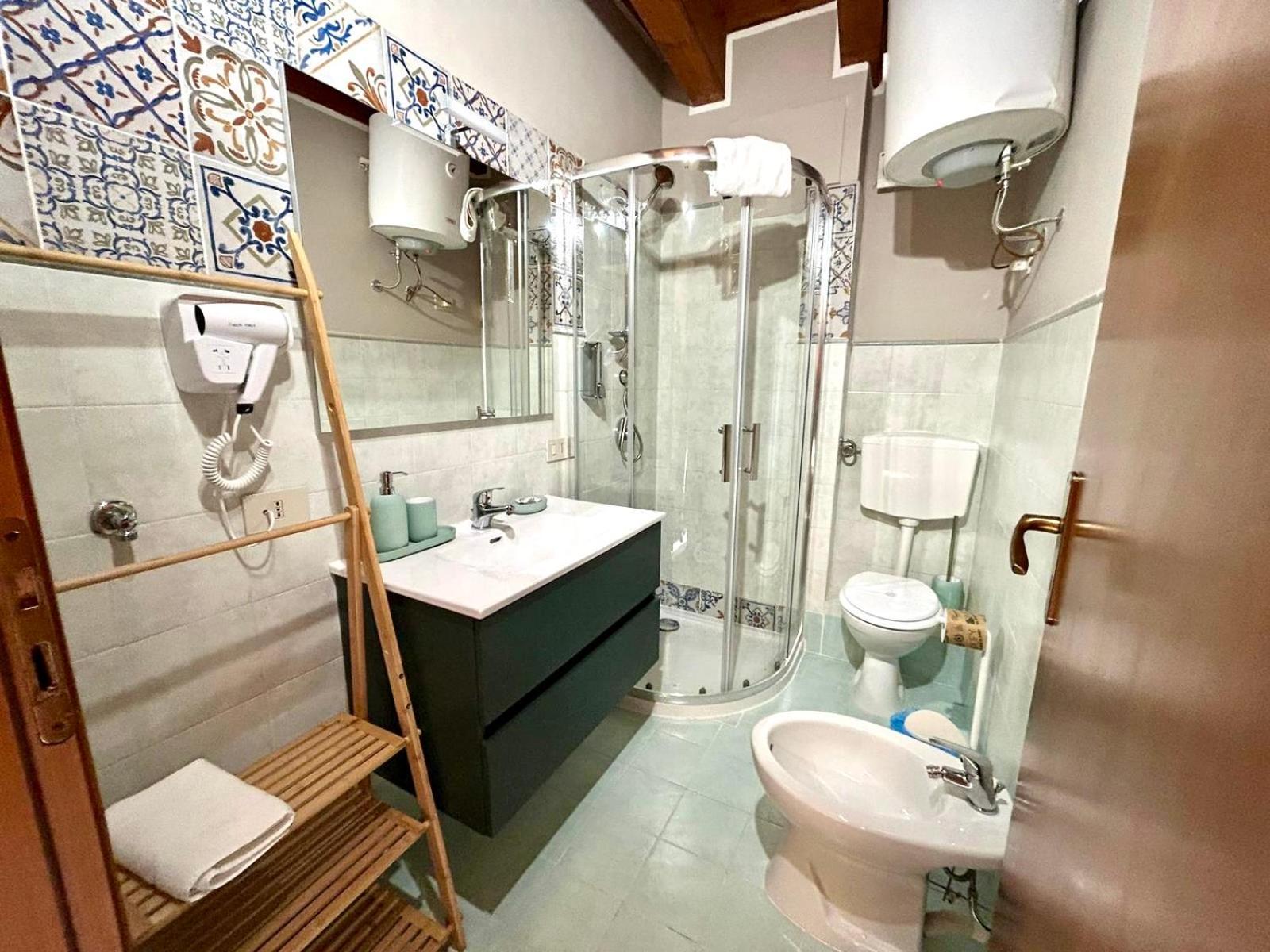 Appartamento Triscele House - Corrieri Palermo Esterno foto